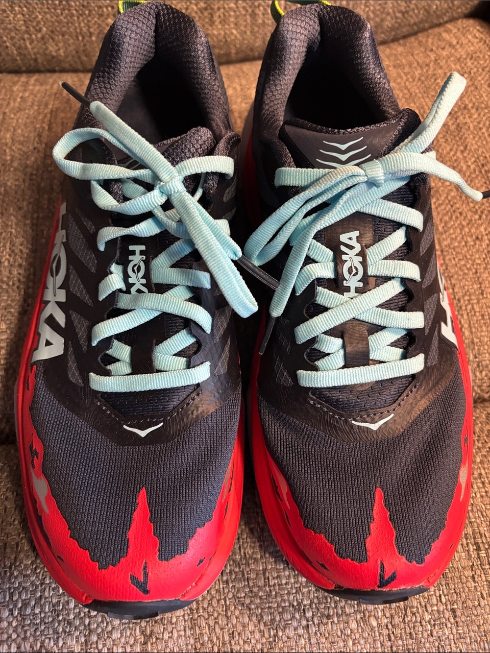 New Hoka Women’s 8B Black & Red Trail Running Shoes with Light Blue Laces